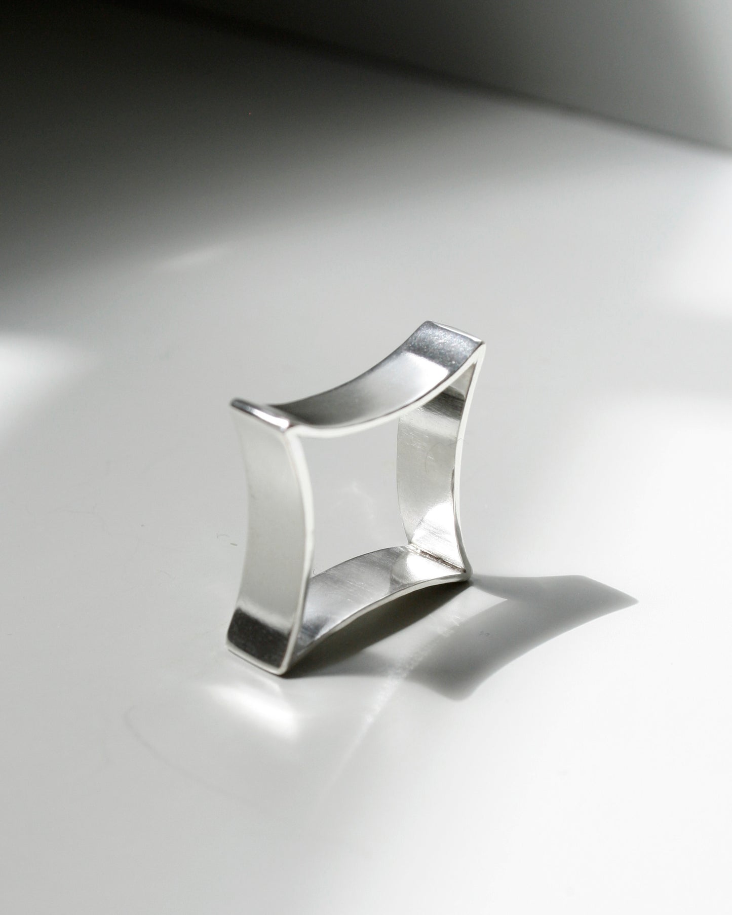 Echo Ring
