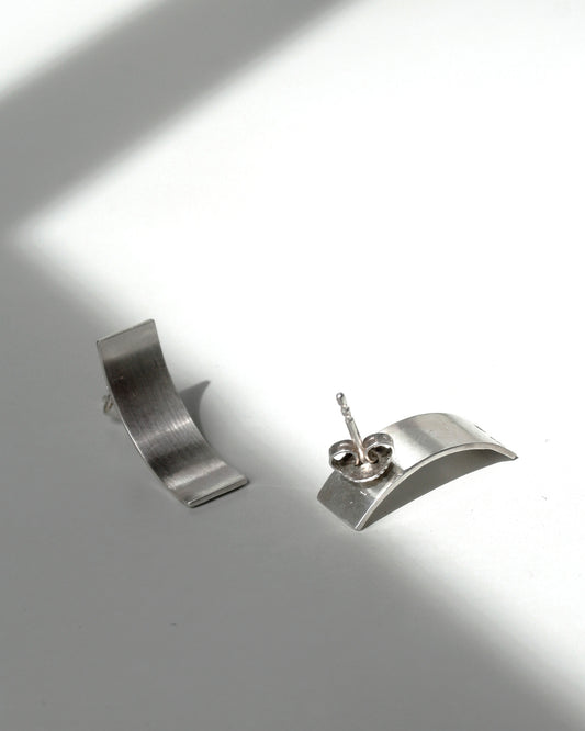 Curve Earrings