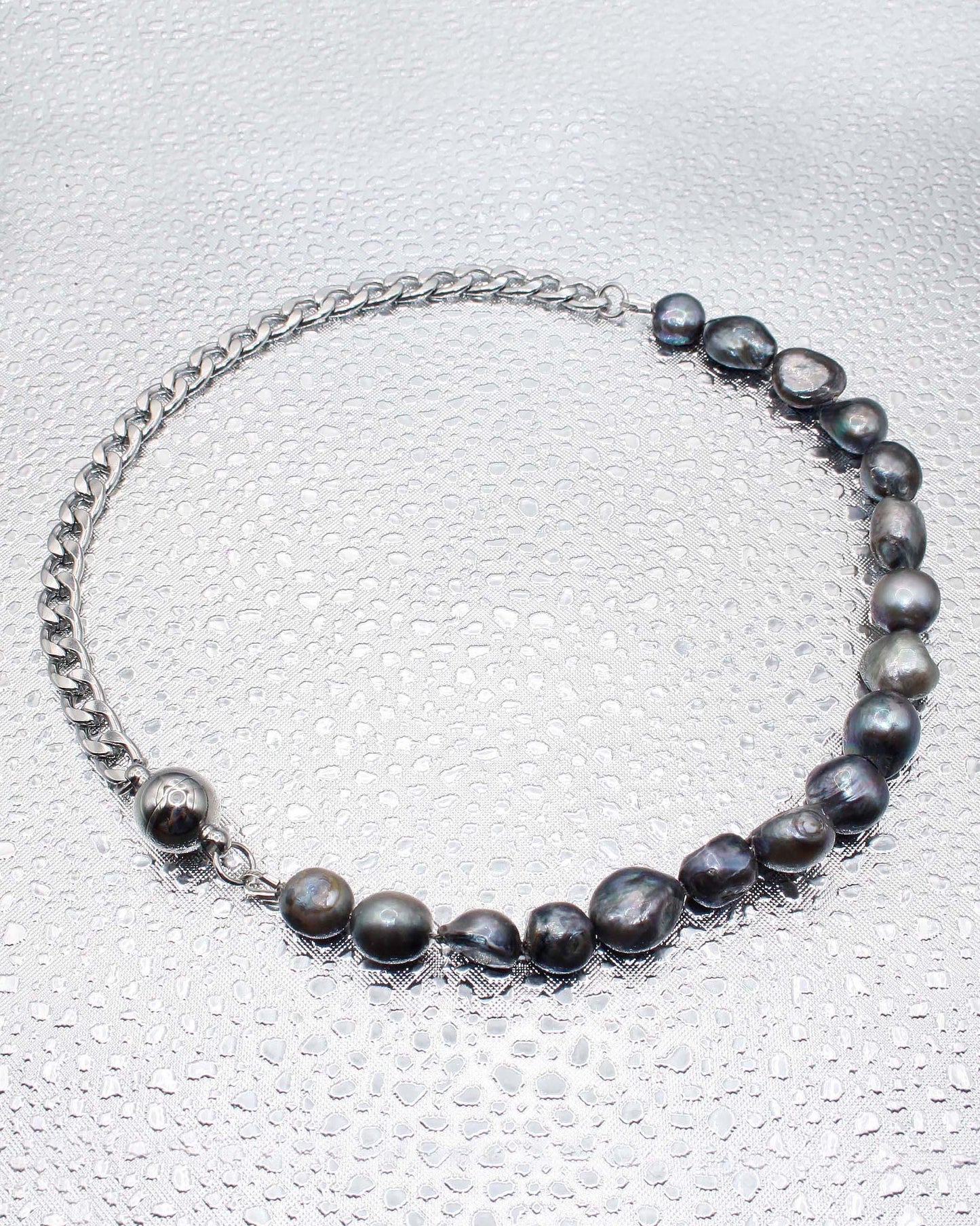 Pearl Necklace, Baroque