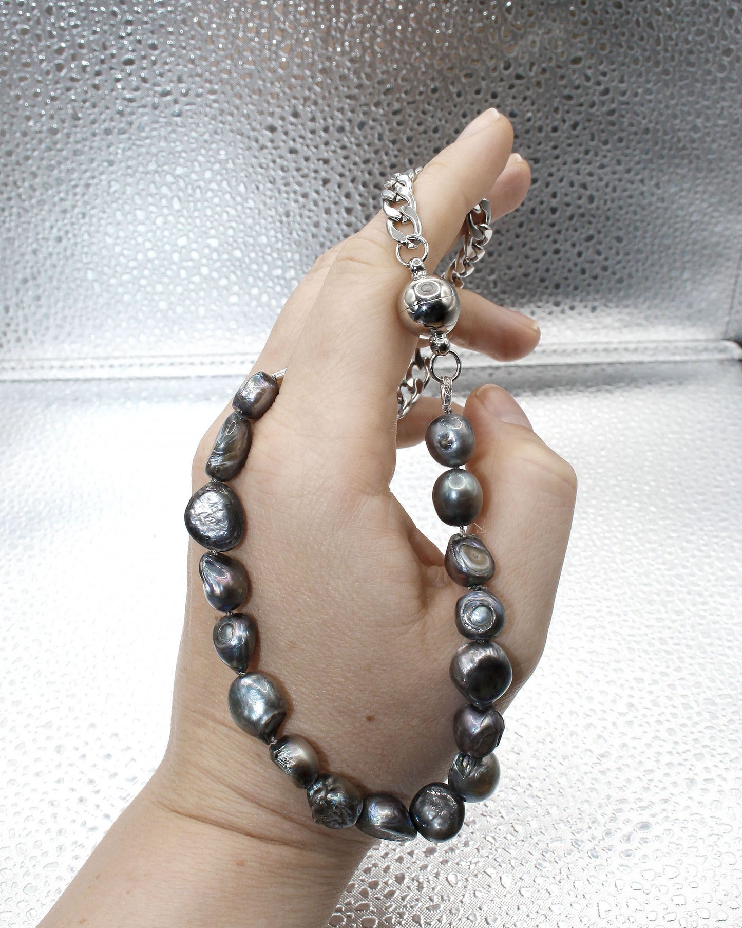 Pearl Necklace, Baroque