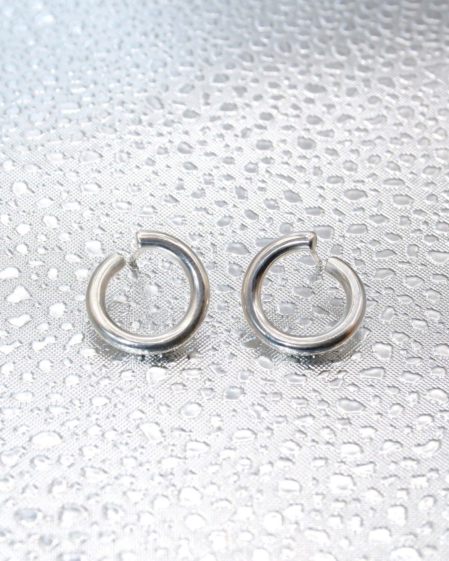 Vitra Twisted Hoops, Small