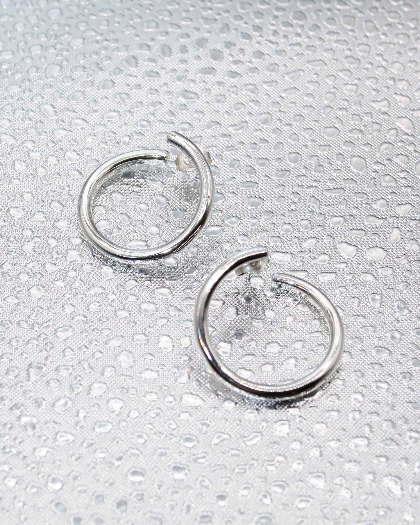 Vitra Twisted Hoops, Large